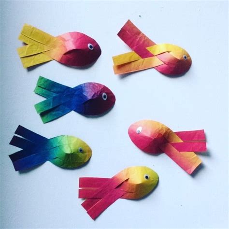Antrag auf stundung der umsatzsteuer. Anleitung Regenbogenfisch mit gewebter Flosse | Fische basteln, Regenbogenfisch, Basteln mit kindern