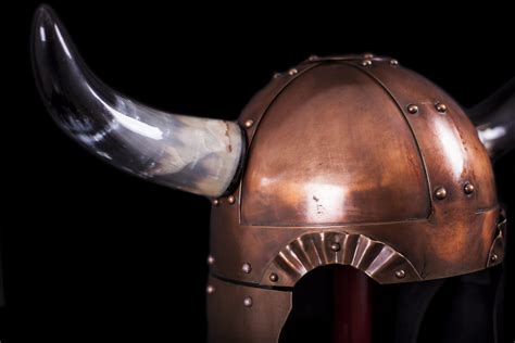 Casco Vikingo Con Cuernos Queespadas