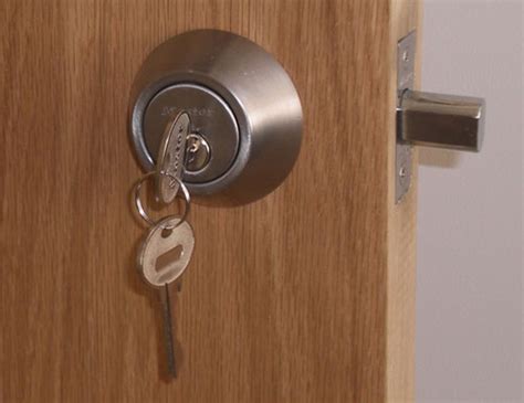 Try applying pressure in each direction: Specialist Lock & Security Installers | London Locksmiths