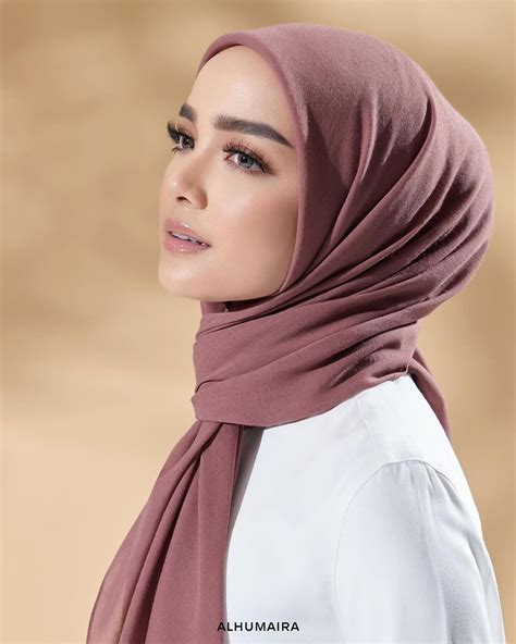 Stylish Hijab Fashion Closeup Of Headscarf And Outerwear