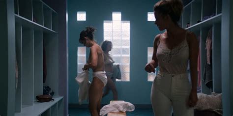 Alison Brie Betty Gilpin Etc Nude And Sexy Glow 2017 S01e01 Hd