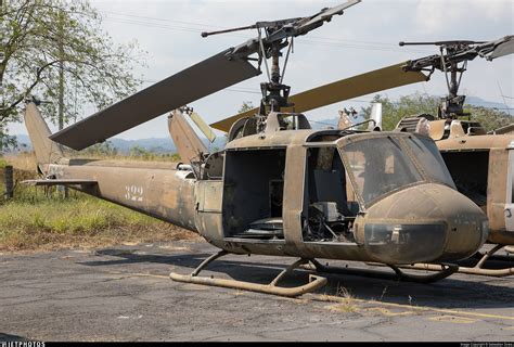 322 Bell Uh 1m Iroquois El Salvador Air Force Sebastian Sowa