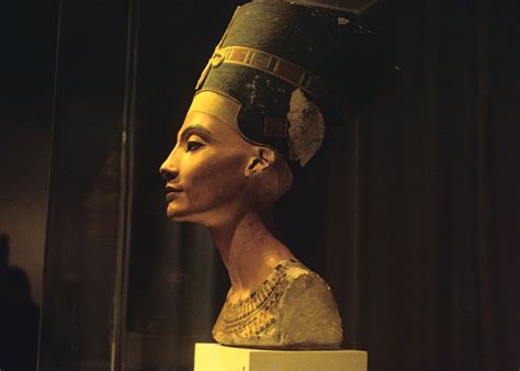 Akhenaten And Nefertiti The Beautiful Answers In Genesis
