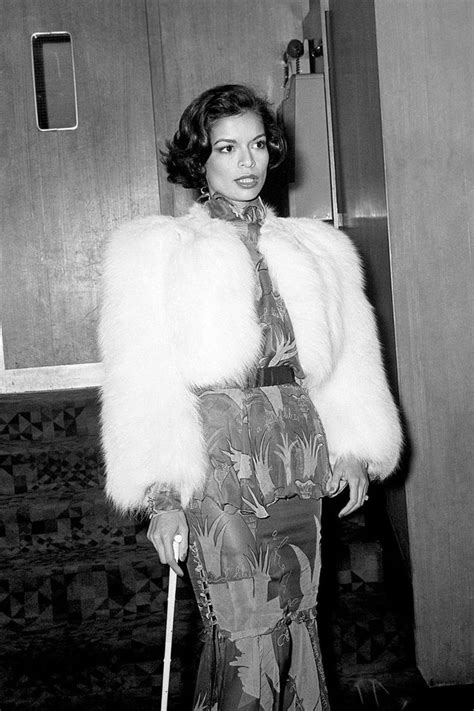 The Best Red Carpet Looks From Old Hollywood Old