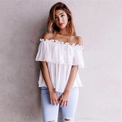 Sexy Off Shoulder Ruffles Women Blouse Chiffon Summer Beach Pleated Party Tube Tops Short Sleeve