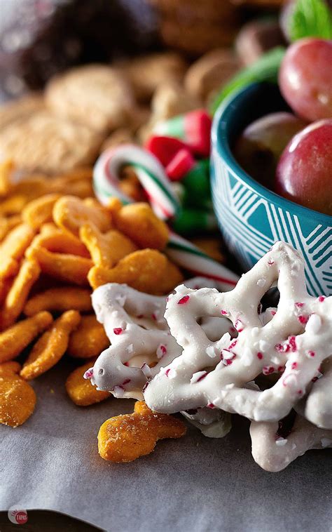 This Christmas Snack Platter Has Sweet And Savory Treats For Kids