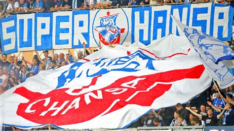 Hansa rostock und allgemein bekannt als hansa rostock, ist ein deutscher fußballverein aus rostock.mit 15.000 mitgliedern ist er einer der mitgliederstärksten sportvereine deutschlands. FC Hansa Rostock - Chemnitzer FC | NDR.de - Fernsehen - Sendungen A-Z - Sportclub