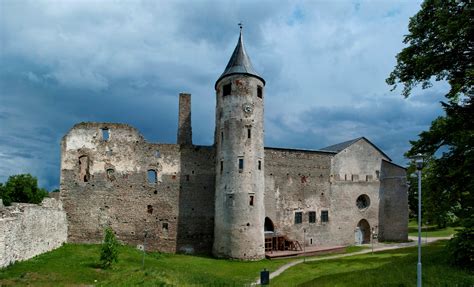 How estonia is represented in the different eu institutions, how much money it gives and receives, its political system and trade figures. estonia, Ruins, Castle, Haapsalu, Castle, Cities ...