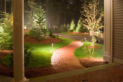 The Best Types Of 12v Dc Landscape Lighting The Lighting Geek Outdoor
