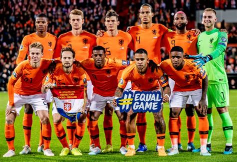 De rode duivels kennen hun tegenstanders op weg naar het wk van 2022 in qatar. Oranje treft Turkije en Noorwegen in kwalificatie voor WK ...