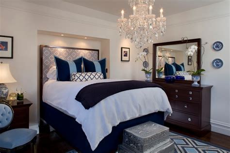 15 Elegant Crystal Chandeliers That Will Take Your Bedroom From Average