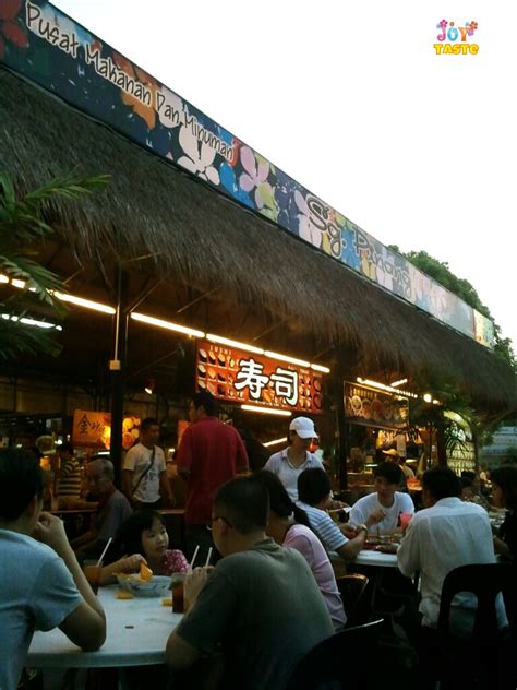 Pokazuje restauracje (28) w pinang i inne (2665) z pobliskich okolic. 喜悦品尝 (｡ ‿ ｡): 槟榔河 Sungai Pinang Food Court
