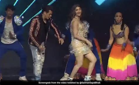 Viral Internet Couldnt Stand Salman Khan Failing In His Own Dance Move With Pooja Hegde