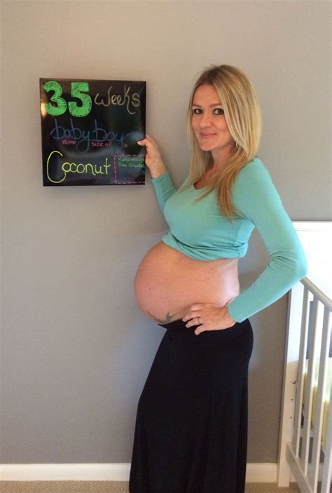 35 Weeks Pregnant 35 Weeks Pregnant Pregnant Women Pregnancy Week