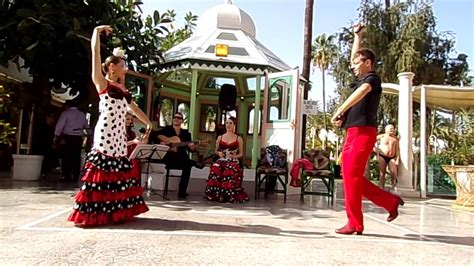 Dianelis Mariño Sevillana Ay Que Te Como Con Baile Youtube