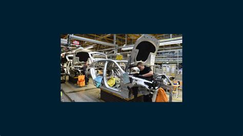 Mercedes Bremen Erneut Tausende Mitarbeiter In Kurzarbeit