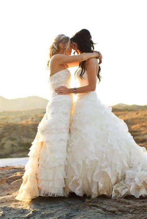 31 beautiful lesbian wedding photos that prove two brides are better than one