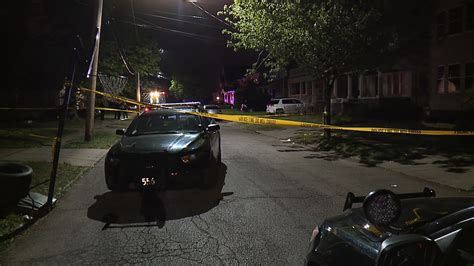 Cleveland Homicide Detectives Investigate Deadly Shooting