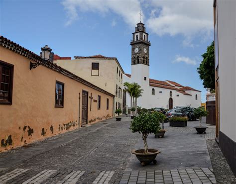 Simple Science: How to Make a Volcano with Kids