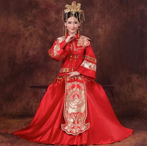 Традиционное китайское свадебное платье фото