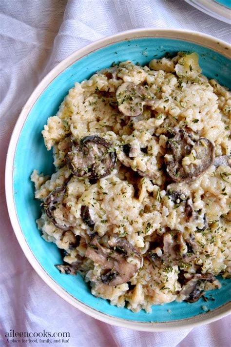 Made in the instant pot, this garlic rice is great for meal prep and is delicious even after a few days in the fridge. Instant Pot Risotto with Mushrooms and Parmesan - Aileen Cooks