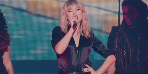 Abc Is Airing ‘taylor Swift City Of Lover Concert Special Get A First Look Video 00