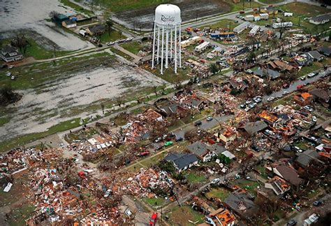 Apocalyptical Tornado Destroys Rowlett And Garland In Dallas Area