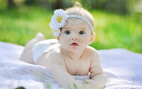 (received pronunciation, general american) enpr: Baby Wallpapers HD - We Need Fun