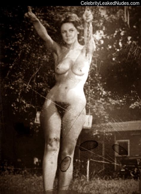 Elizabeth Montgomery Animated Nude Gifs