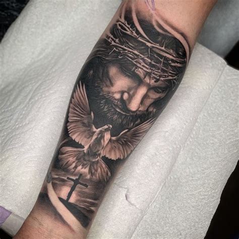Jesus Forearm Tattoo Jesus Hand Tattoo Religiöses Tattoo Jesus