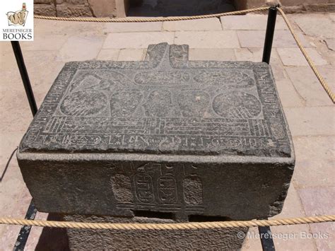 Medinet Habu Temple Of The Divine Adoratrices Meretseger Books Sacred Science Horus Ancient