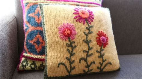 Years ago, i knit the mdk moderne log cabin blanket. Embroidered Knit Pillow by Kristin Nicholas - Creativebug