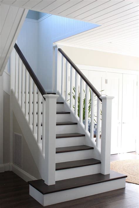 Hamptons Style Home Foyer Decorating Stairs Colours