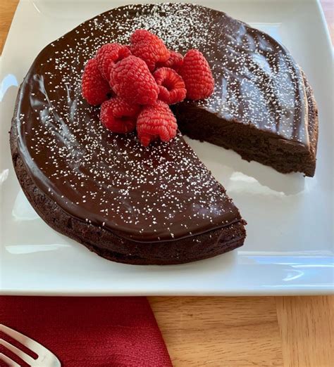 Delicious Easy Flourless Chocolate Torte Thompson Hill Recipe