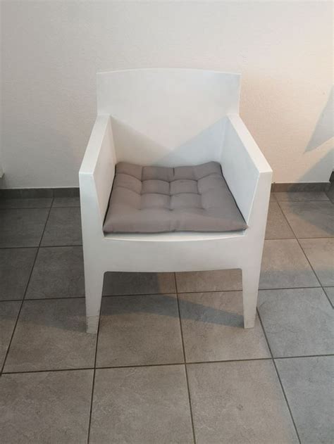 Philippe starck has been a darling of the design world since he first rose to prominence in the 1970s after designing a pair of chic parisian nightclubs. Kartell Philippe Starck Stuhl Driade | Kaufen auf Ricardo