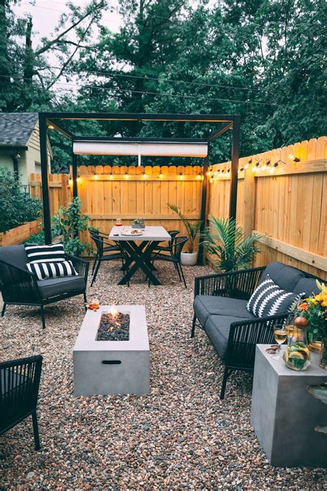 20 backyard garden fence decoration makeover diy ideas #patio #backyards #backyard #backyardideasonabudget. Backyard Makeover with Harvest Organics! | Small backyard ...