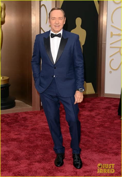 Последние твиты от kevin spacey (@kevinspacey). Kevin Spacey - Oscars 2014 Red Carpet: Photo 3064071 ...