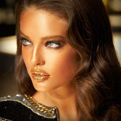 Add Some Sparkle To Your Night 70s Makeup Hair Makeup Beauty Make Up