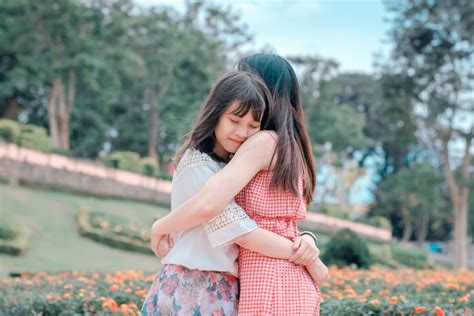 Teach Your Daughter To Trust Her Gut How To Talk To Your Daughter