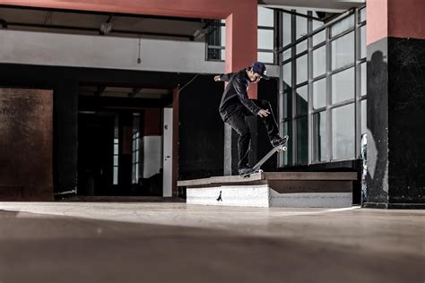 Red bull, cariuma skateboarding, jart skateboards, ementa sb, independent trucks, jessup, ericeira surf & skate. Aberta a 2ª Fase do Red Bull Skate Arcade 2016