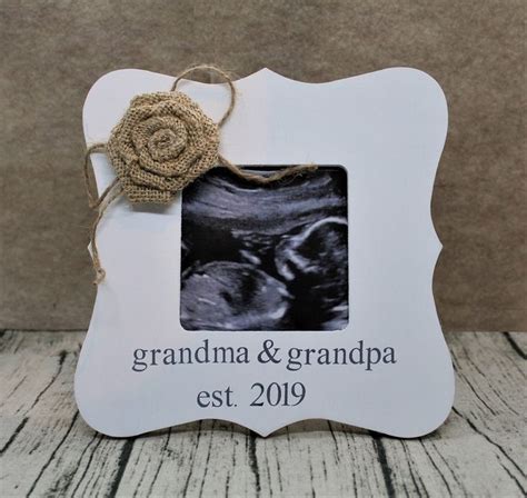 Best christmas gifts for first time grandparents. First time grandparent gifts photo / Grandma and grandpa ...