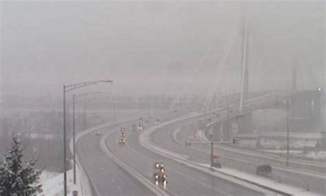 Alex Fraser Bridge Closed Due To Falling Ice Bombs News