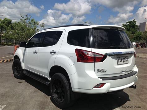We provide the most reasonable prices, the most professional products and the best services. Used Isuzu MUX | 2015 MUX for sale | Quezon Isuzu MUX ...