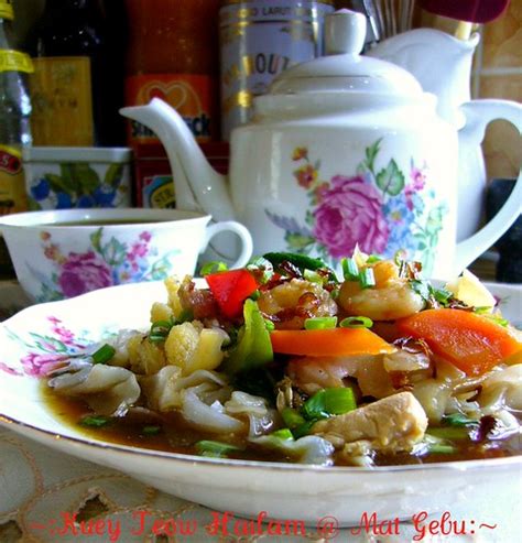 Mulai sekarang tidak lagi kehabisan idea mencari resepi masakan kuey teow. KUEY TEOW HAILAM - Dapur Tanpa Sempadan