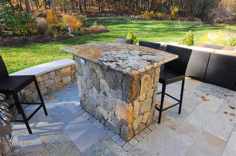 Backyard Paradise New England Blend In Mosaic Stone Siding Natural