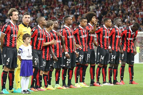 Psg beat nice to go top as barca clash looms. Qui est Ctrip, le nouveau sponsor maillot chinois de l'OGC ...