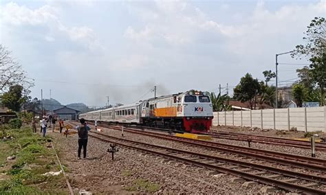 KAI Daop 9 Jember Operasikan Kereta Api Tambahan Pada Natal Dan Tahun