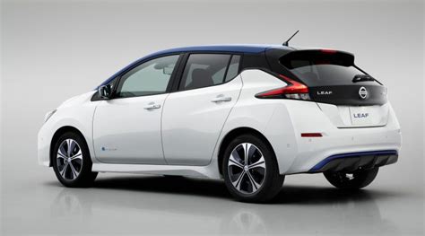 2nd Generation Nissan Leaf Electric Car Makes North American Debut