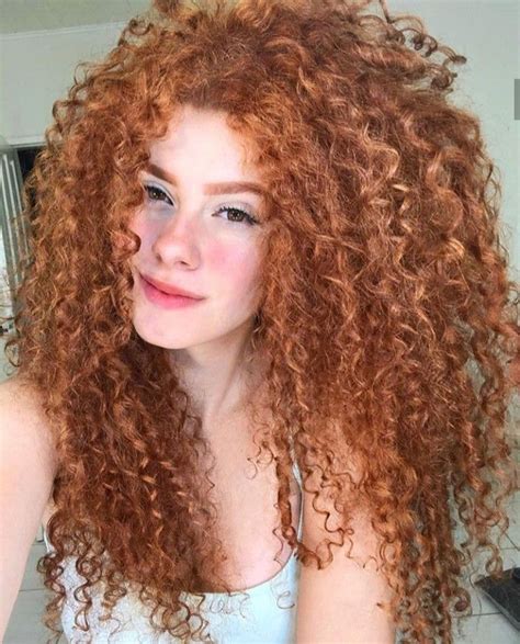 Pin By Natália Lopes On Curly Hair Beautiful Curly Hair Red Hair Long Hair Styles