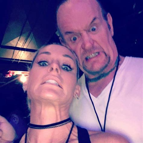 Undertaker And Wife Michelle Mccool Wwe Couples Wrestling Superstars